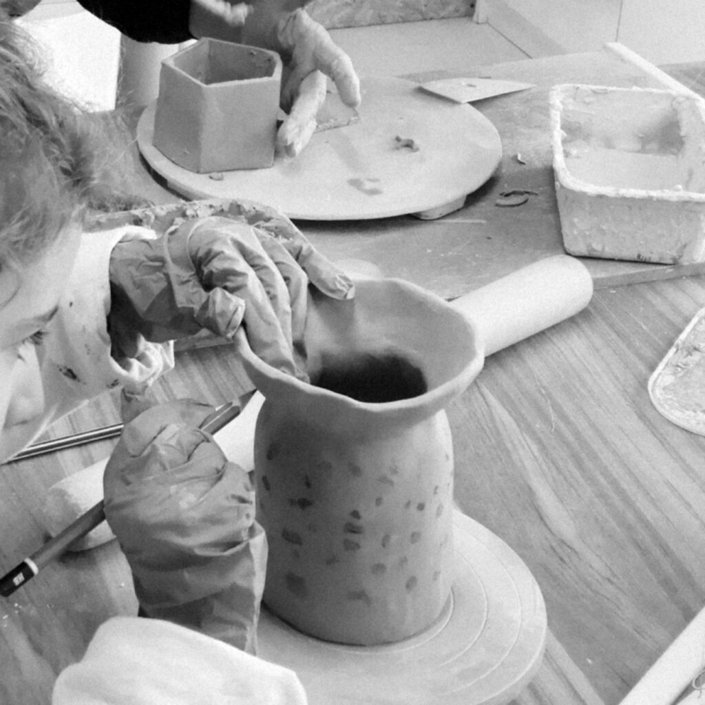 Tour à poterie pour enfant vintage