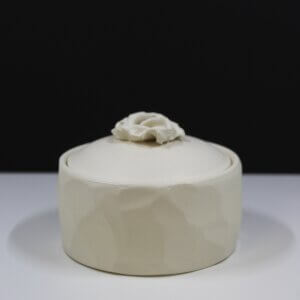 Boîte céramique artisanale - facettes