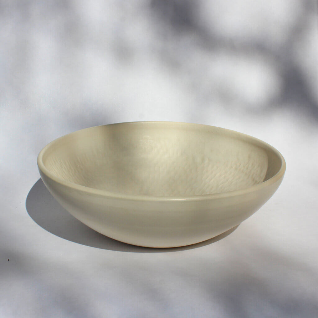 Corbeille faïence blanche texturé